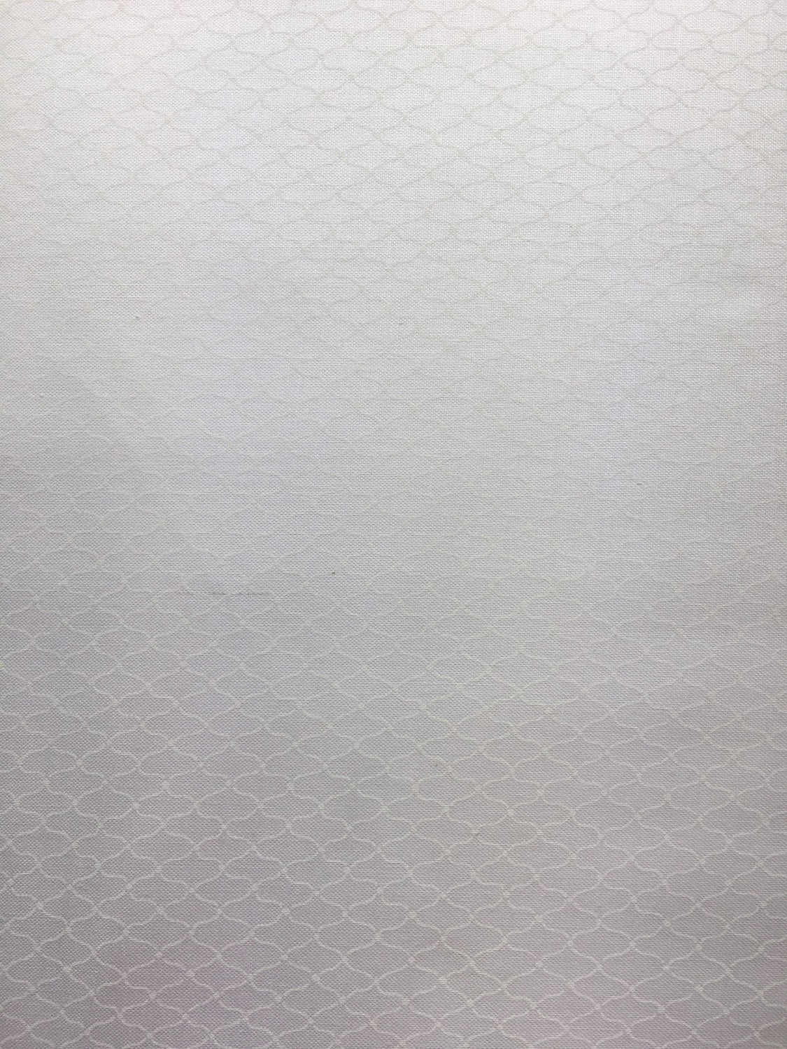 White on ivory honeycomb / chainmail design image 0