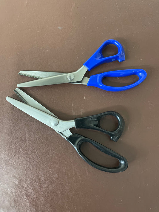 pinking shears image 0