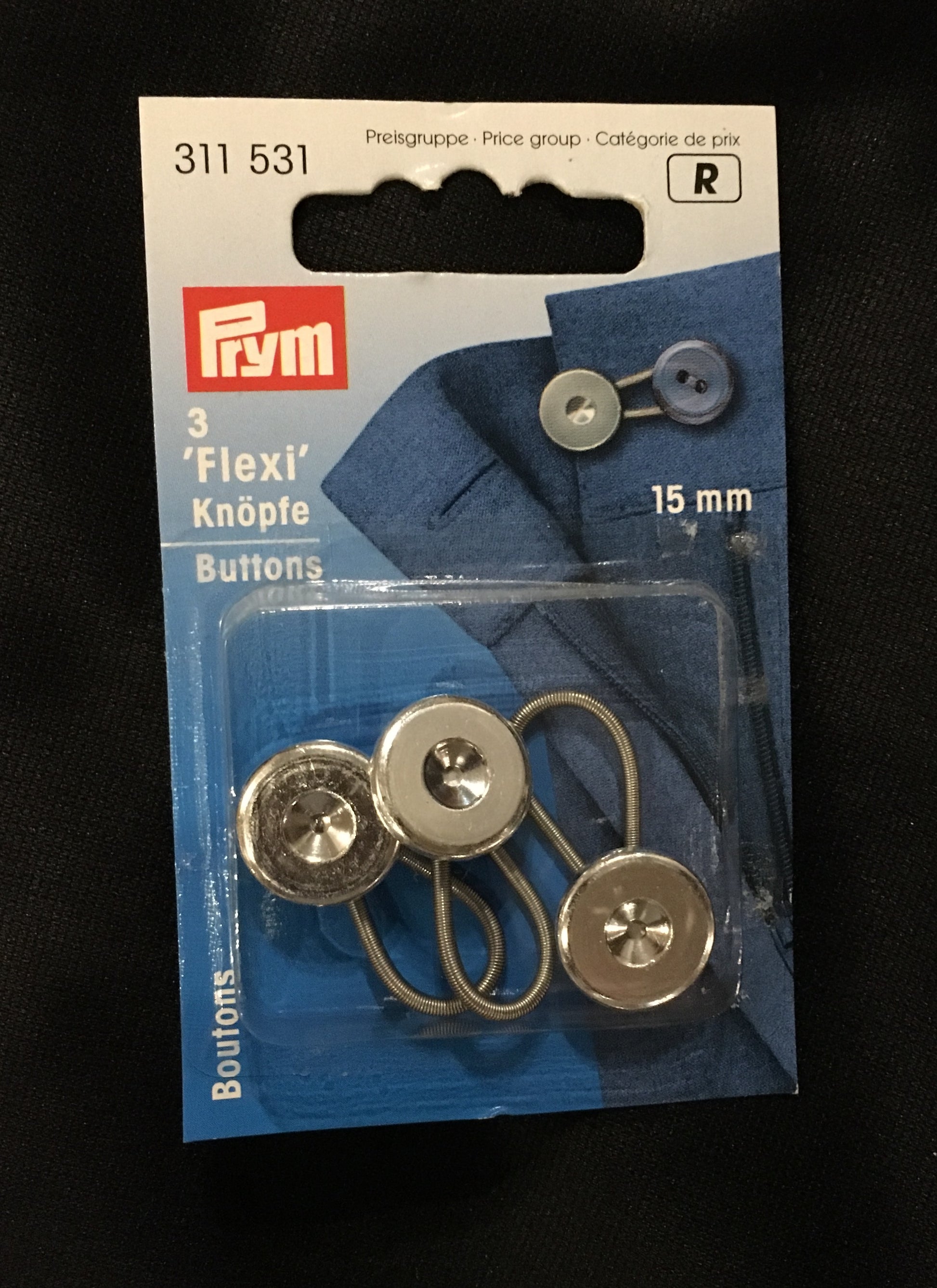 pack of three flexi buttons image 0