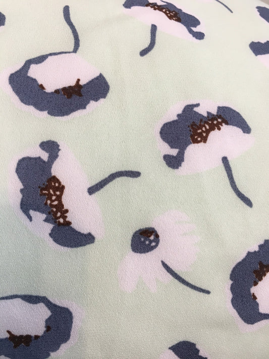 Light green polyester crepe georgette image 0