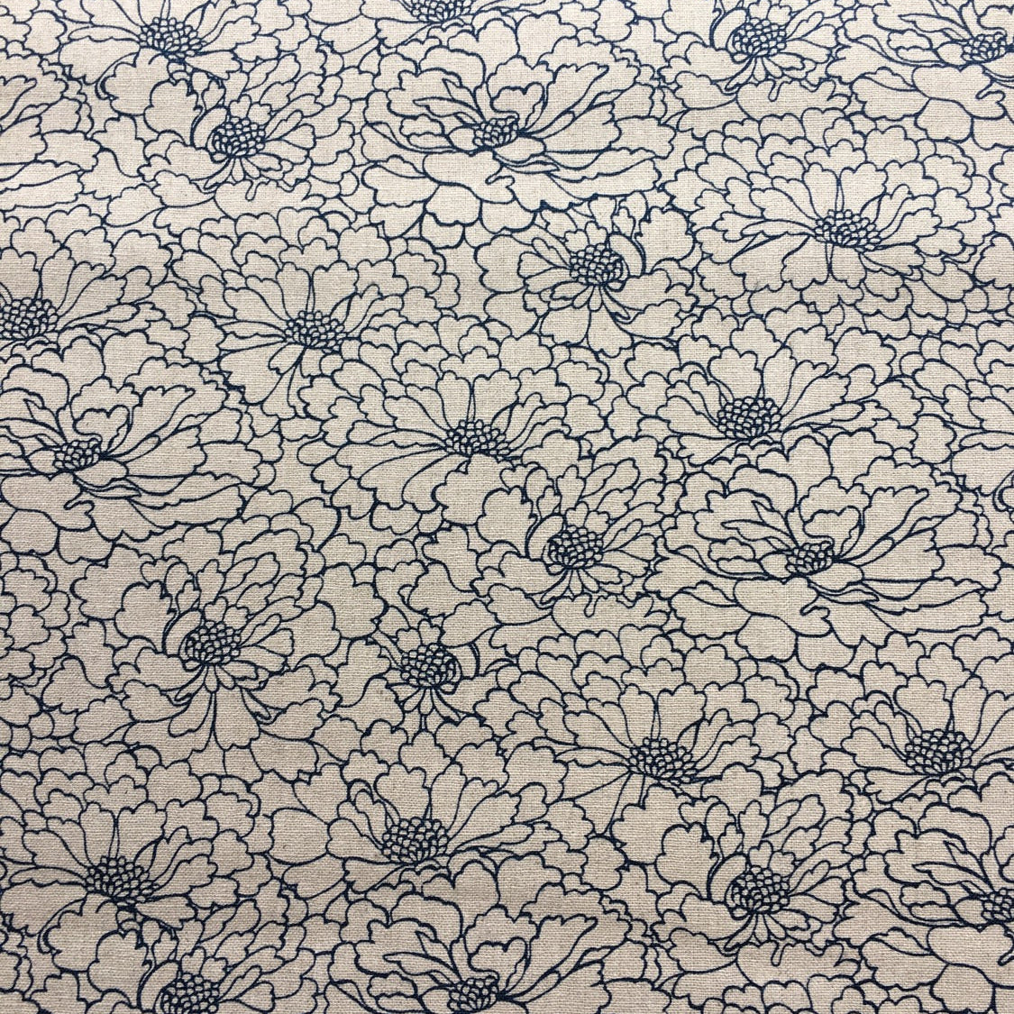 Makower indigo chrysanthemums beige image 0