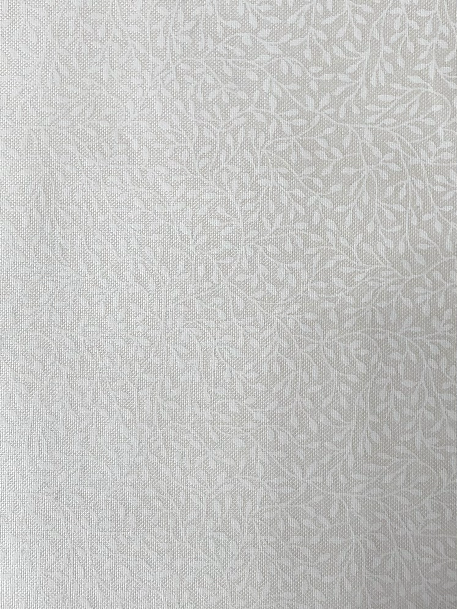 Makower mini leaf white on cream image 0